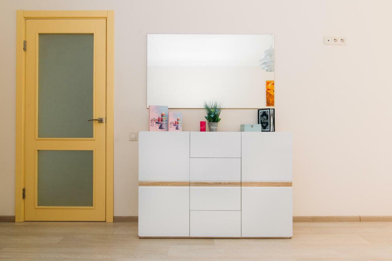Luxury studio apart-hotel in Centre 2 room Sumy Esterno foto